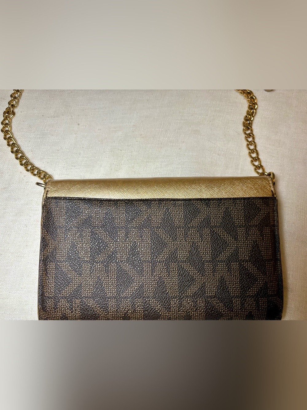 Michael Kors Jet Set Item Large Phone Crossbody Wallet Clutch Gold Brown MK Logo - Picture 8 of 15